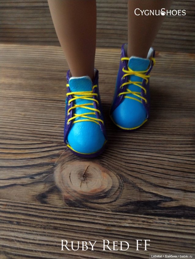 Обувь с ручной росписью — Одежда и обувь для кукол своими руками: фото (фото 2)