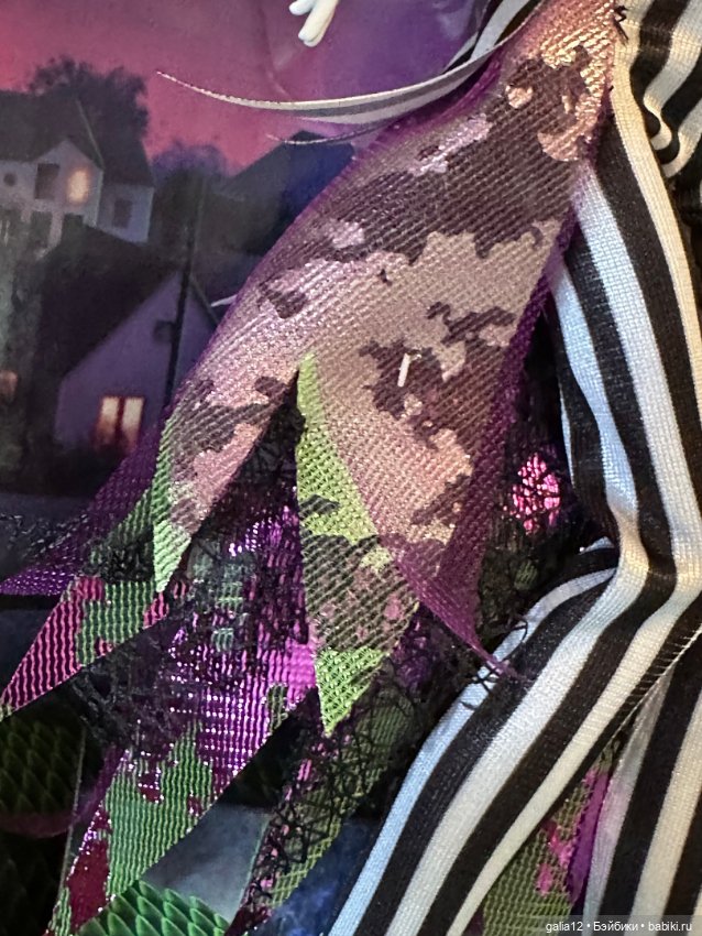 Невероятная парочка коллекционных кукол МХ из фильма Тима Бертона "Beetlejuice" (2021) (фото 9)