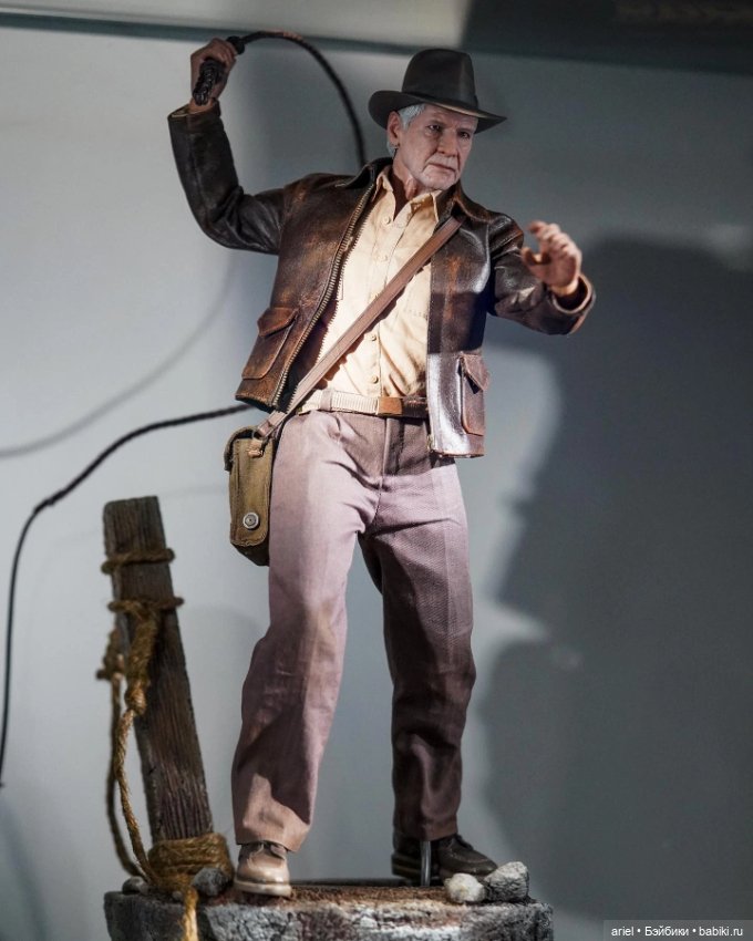 Прототип фигурки Индианы Джонса от Hot Toys по мотивам фильма «Индиана Джонс и Колесо судьбы» в магазине Secret Base (фото 2)