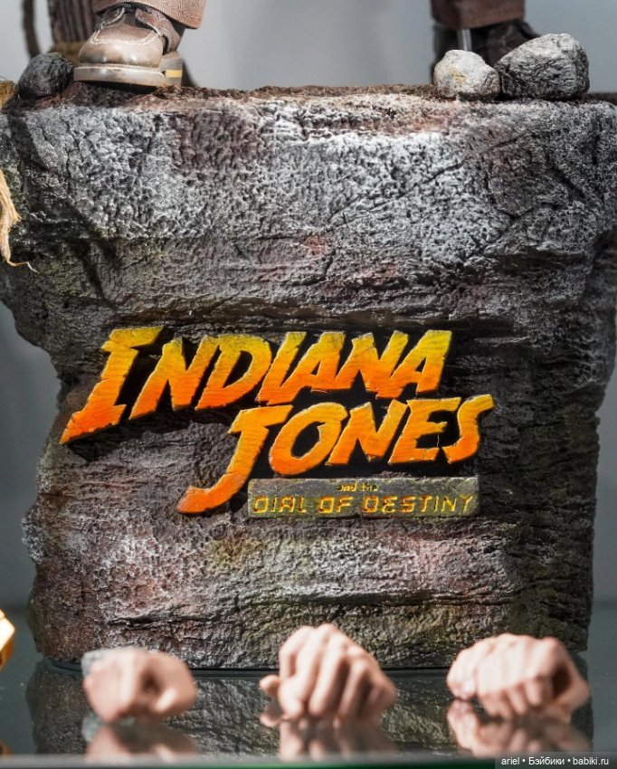 Прототип фигурки Индианы Джонса от Hot Toys по мотивам фильма «Индиана Джонс и Колесо судьбы» в магазине Secret Base (фото 8)