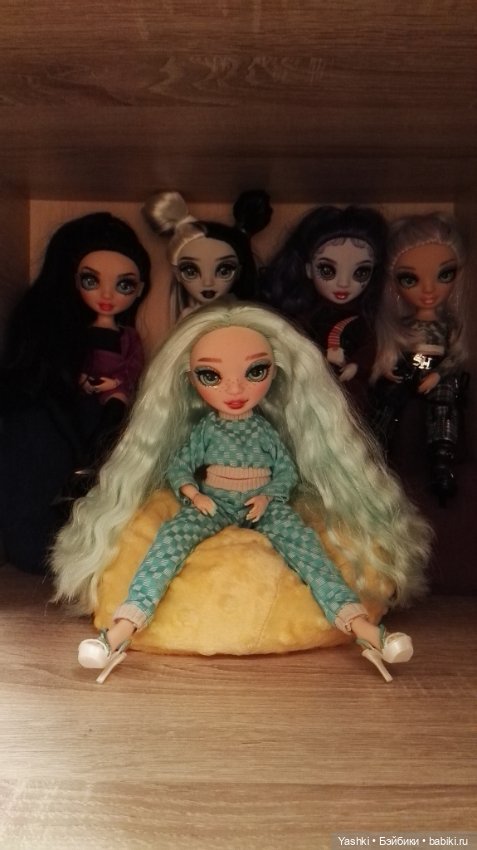 Наши будни — Куклы Rainbow High (Рейнбоу Хай