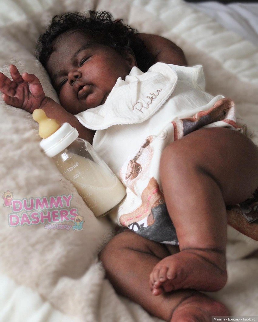 Pickle скульптора Nikki Johnston, автор прототипа Cleopatra Erysthee