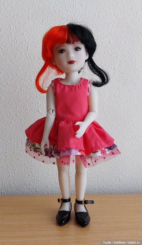 Красная Королева — Куклы Ruby Red (Руби Ред) Fashion Friends: Siblies (фото 3)