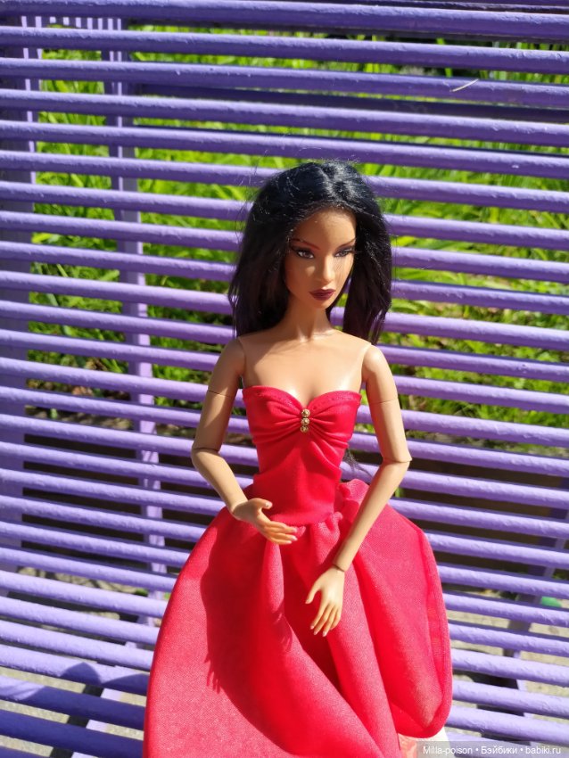 Мадемуазель Моник, прогулка в парке Сиреневый сад