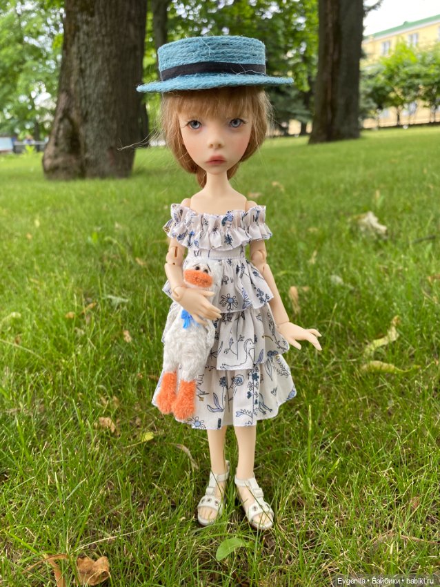 Просто платье, просто Мари