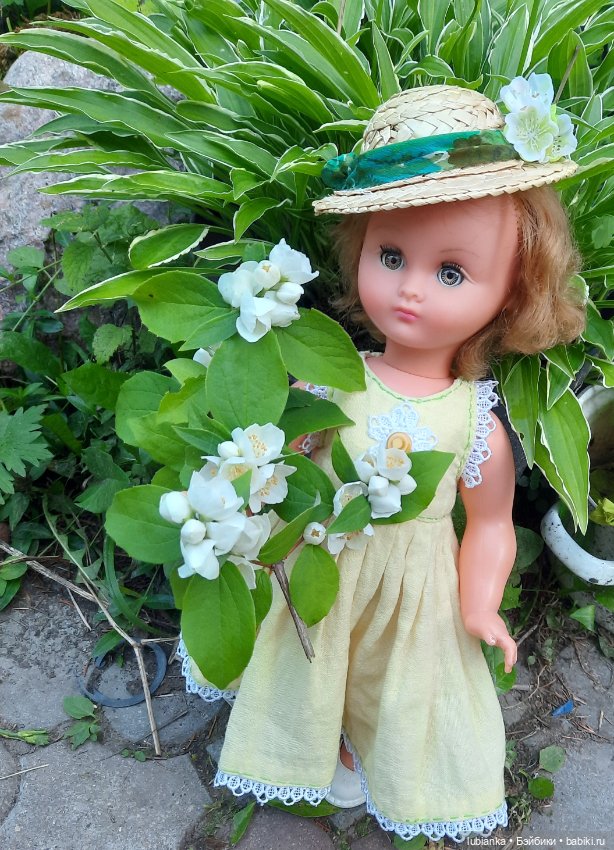 Прогулялись в новом платье💛🌼🏵