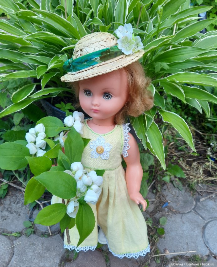 Прогулялись в новом платье💛🌼🏵