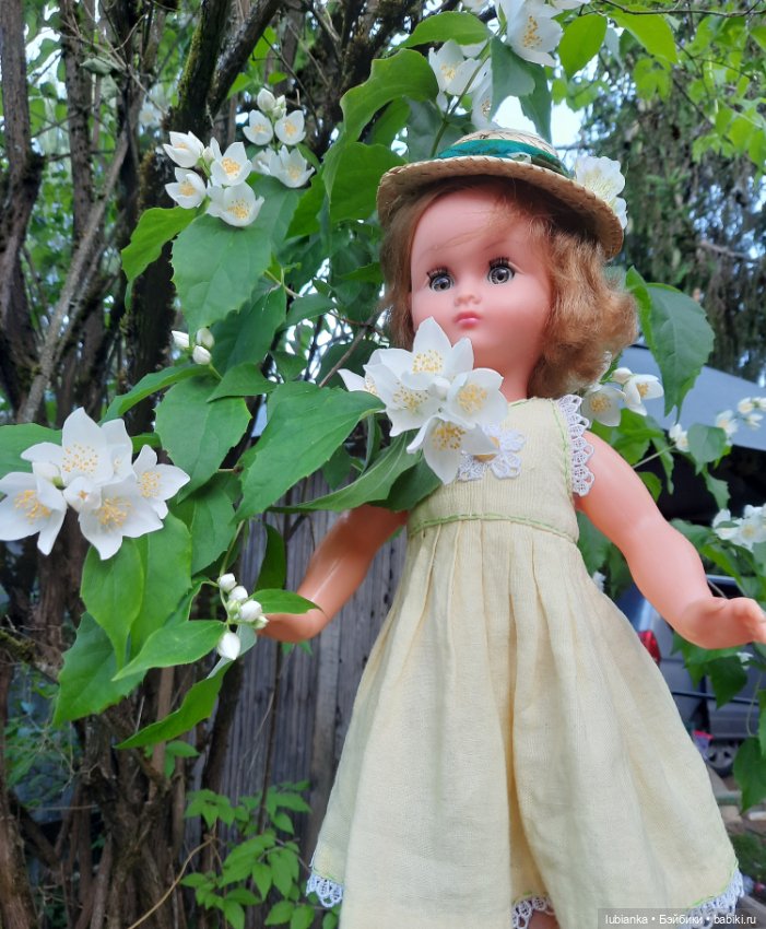 Прогулялись в новом платье💛🌼🏵