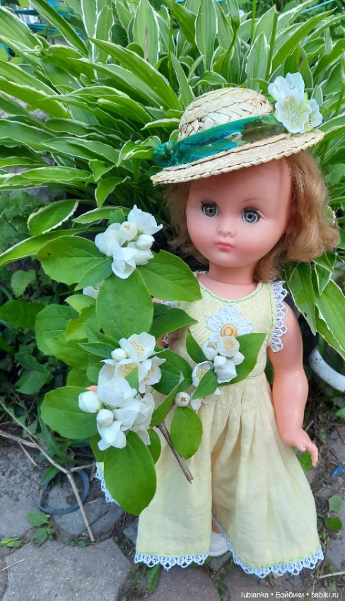 Прогулялись в новом платье💛🌼🏵