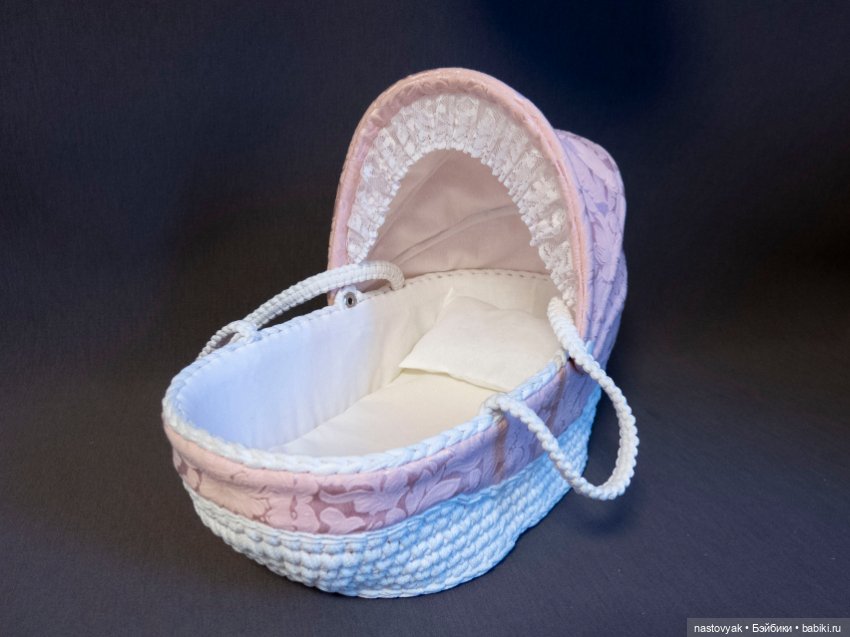Кобылке брод, курице потоп Непривычно огромная люлька для пупсика (фото 6)