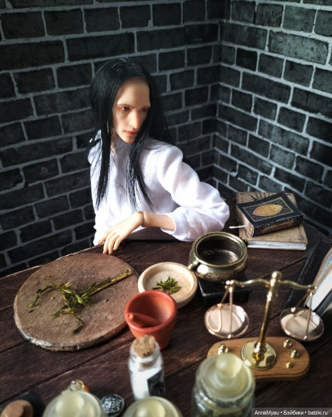 Стол для зельевара — Мебель для кукол и домиков: фото (фото 7)