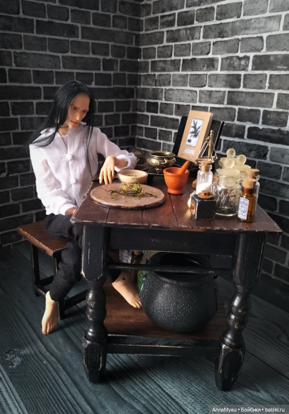 Стол для зельевара — Мебель для кукол и домиков: фото (фото 5)