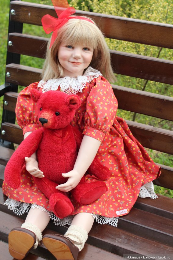 Кукла с мишкой. Мони Ingrid Grabher