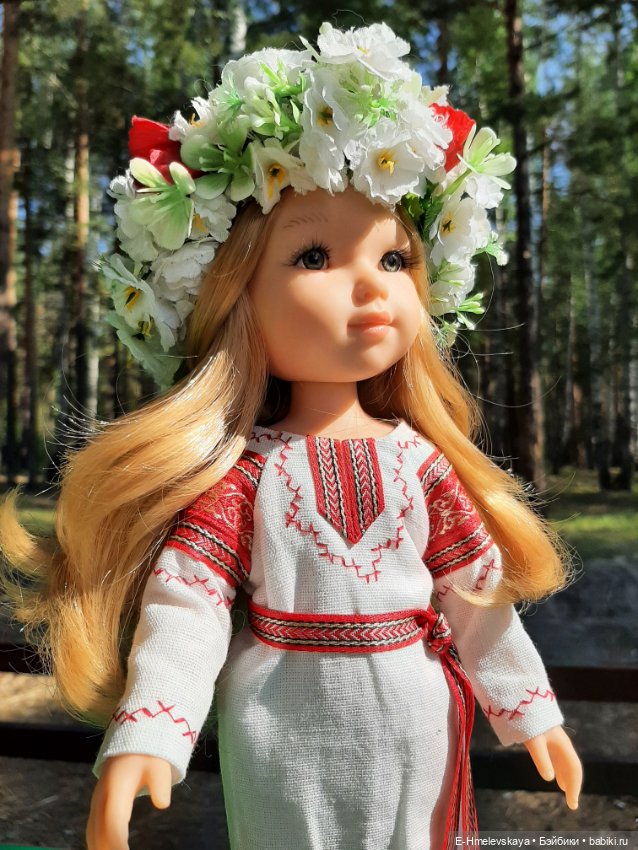 Праздник Ивана Купала : Купава и подружка