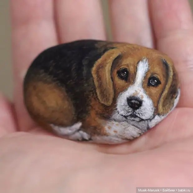 Аки Наката — художница, которая оживляет камни