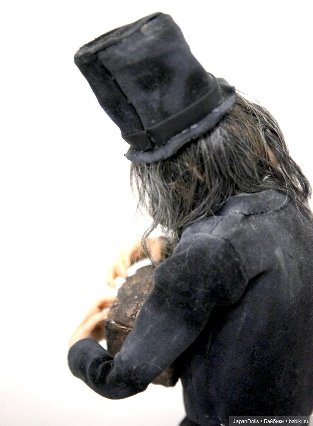 "Чёрный карлик" на выставке "Куклы с характером. Четвёртая высота" (фото 8)
