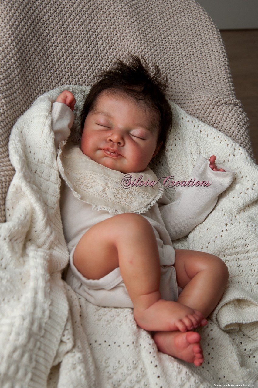 Neyla скульптора Adrie Stoete, автор прототипа Silvia Ezquerra