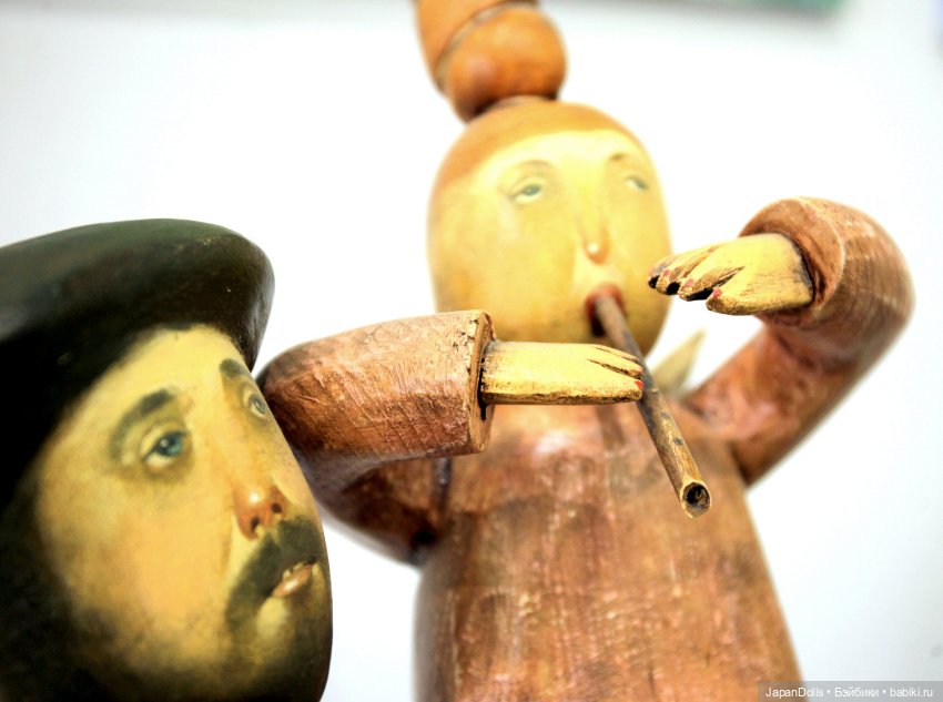 "Поэт и муза" на выставке "Куклы с характером. Четвертая высота" (фото 3)