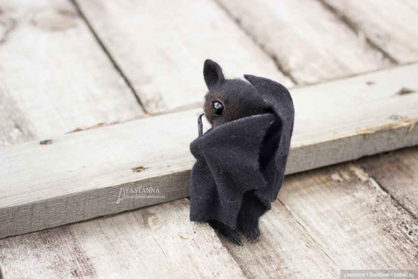 Летучий лисенок — Валяные игрушки из шерсти: сухое валяние