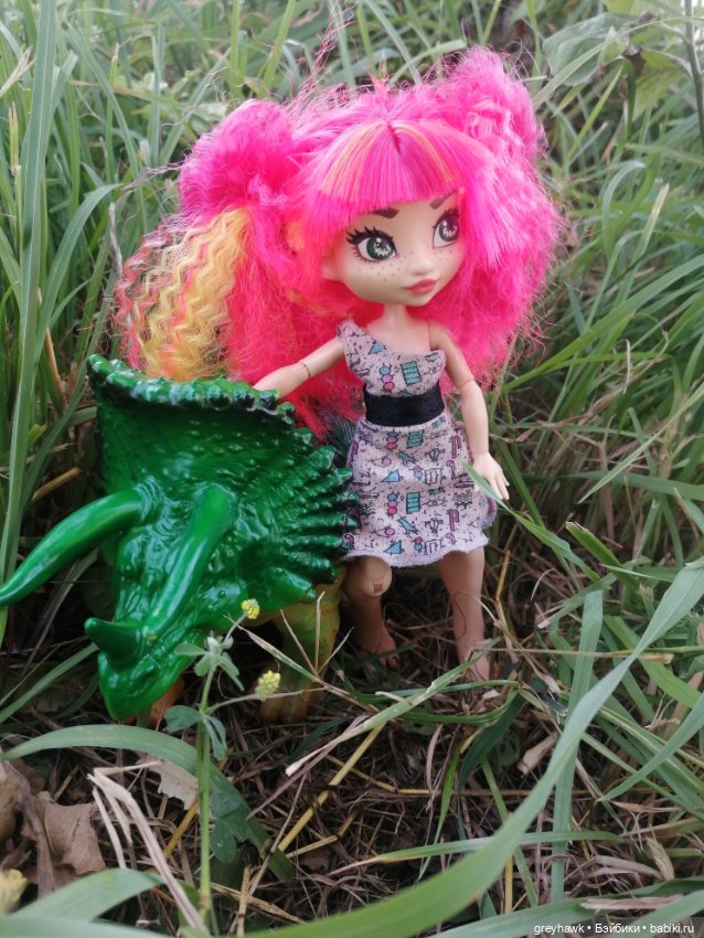 Маленькая прогулка с динозавром