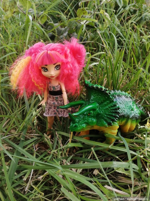 Маленькая прогулка с динозавром (фото 3)