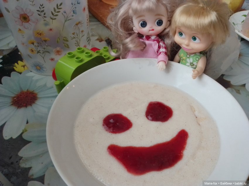 Маша и каша — Куклы Маша и Медведь (Simba): Маша в кармашке (фото 5)