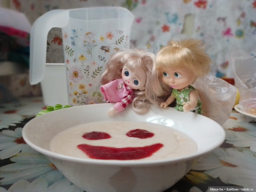 Маша и каша — Куклы Маша и Медведь (Simba): Маша в кармашке (фото 2)