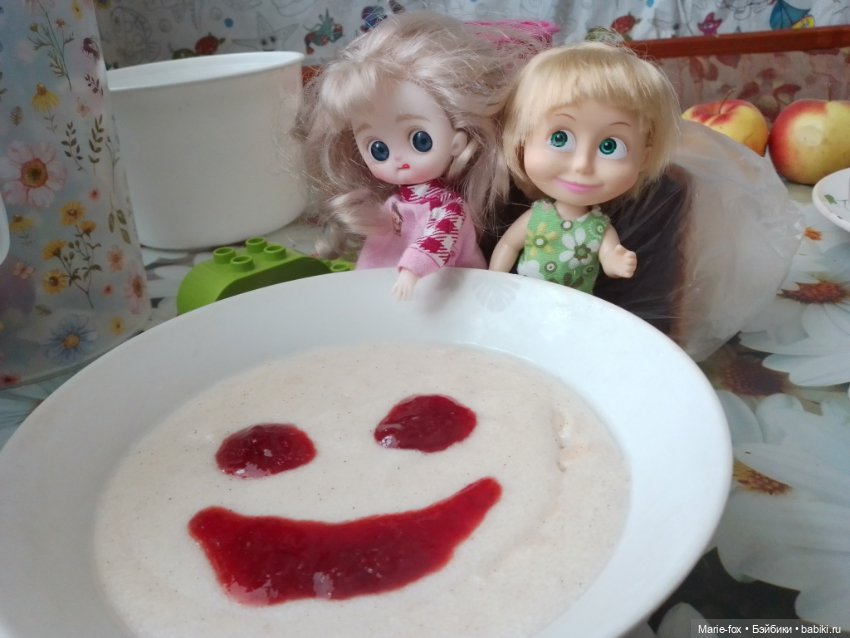 Маша и каша — Куклы Маша и Медведь (Simba): Маша в кармашке (фото 6)