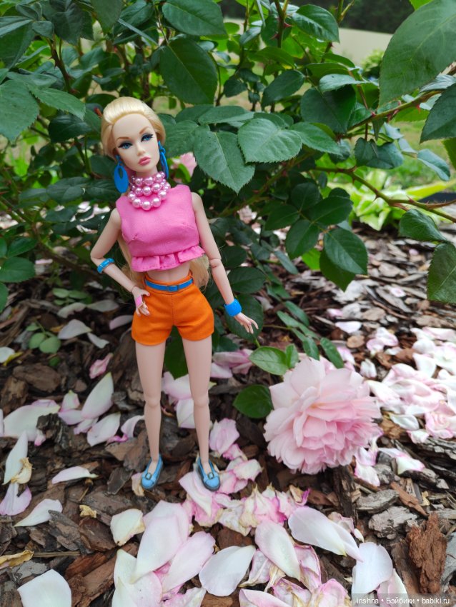 Поппи в прекрасном саду — Куклы Integrity Toys (Интегрити): Poppy Parker