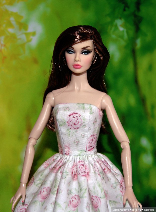 Новое универсальное платье для модных кукол (фото 4)