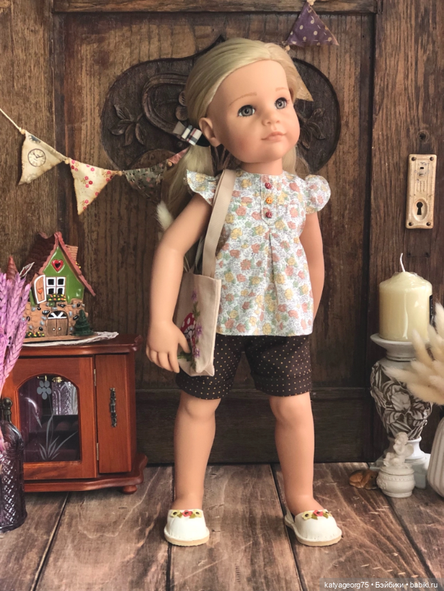 Кукольное ассорти — Одежда и обувь для кукол своими руками: фото