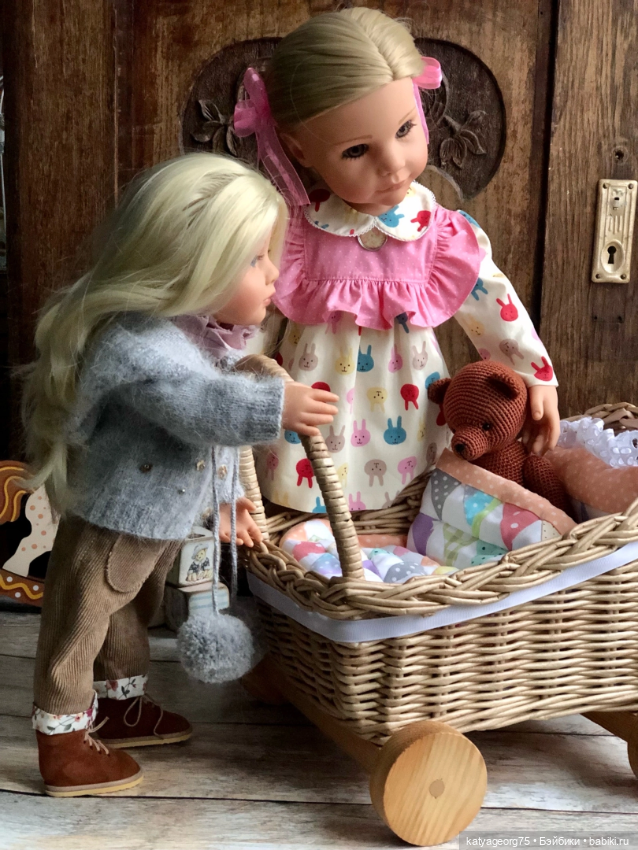 Кукольное ассорти — Одежда и обувь для кукол своими руками: фото