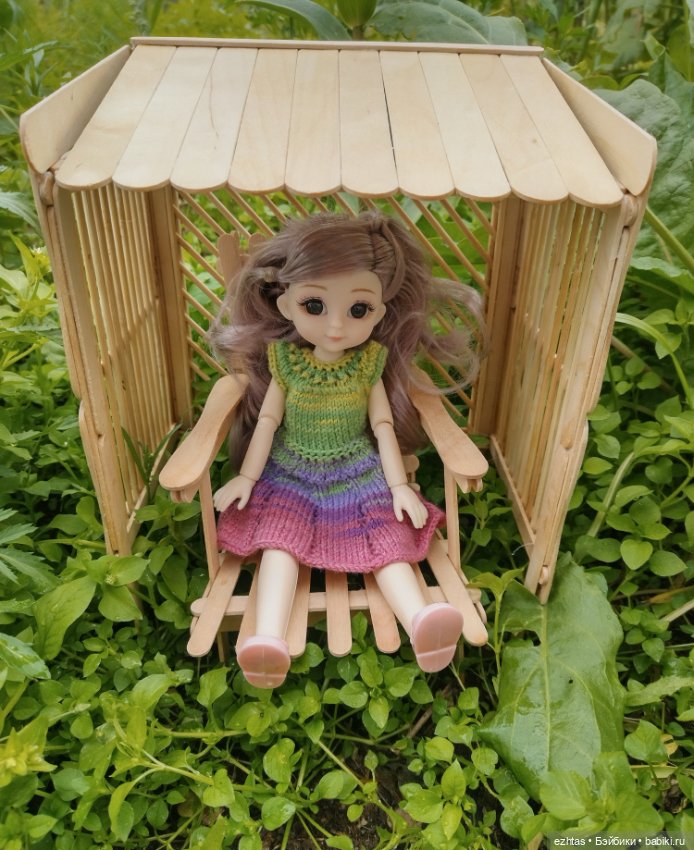 Летняя беседка из палочек (фото 5)