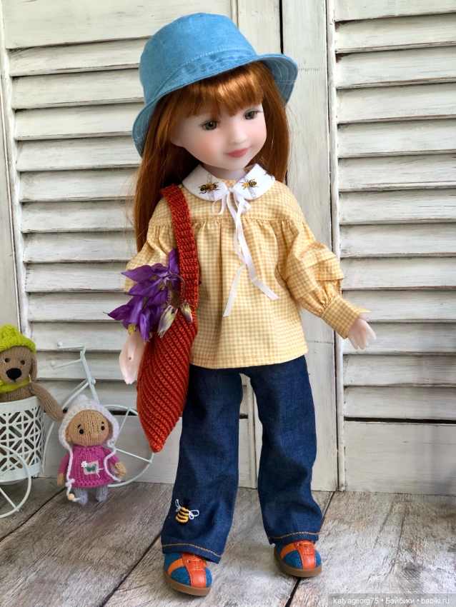 Кукольное ассорти — Одежда и обувь для кукол своими руками: фото