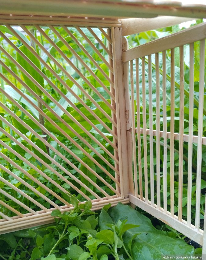 Летняя беседка из палочек (фото 3)