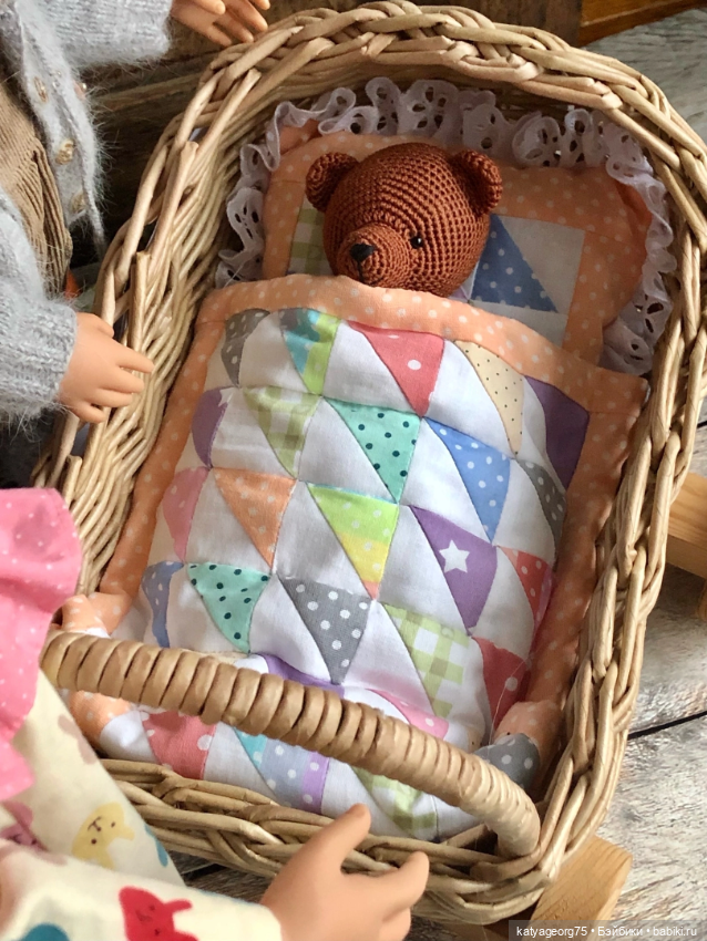 Кукольное ассорти — Одежда и обувь для кукол своими руками: фото