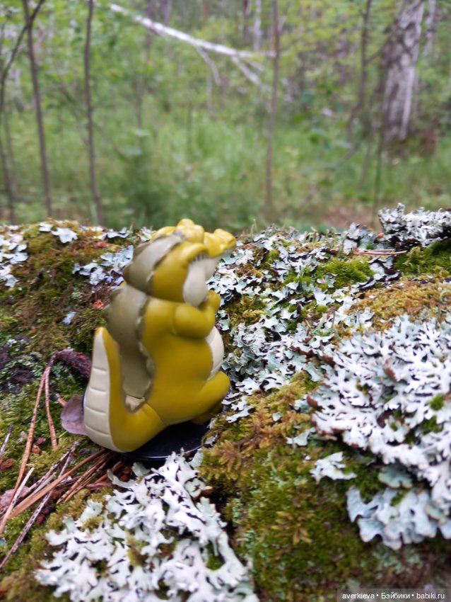 По лесу проходила такая крокодила