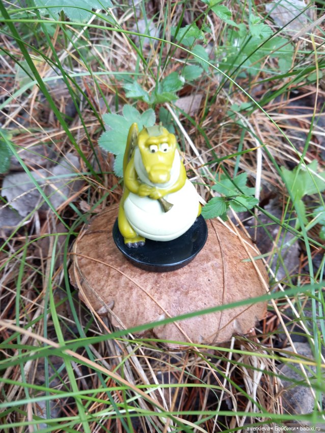 По лесу проходила такая крокодила