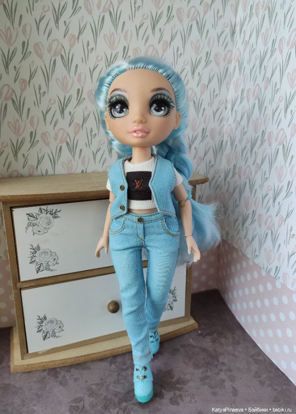 Маек много не бывает — Куклы Rainbow High (Рейнбоу Хай (фото 4)