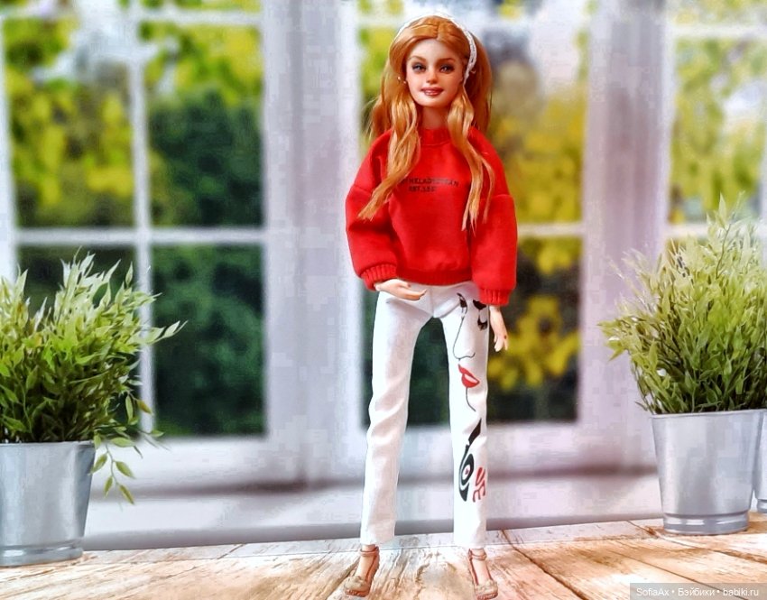 Один из первых ooakов был на кукле из FP (фото 4)