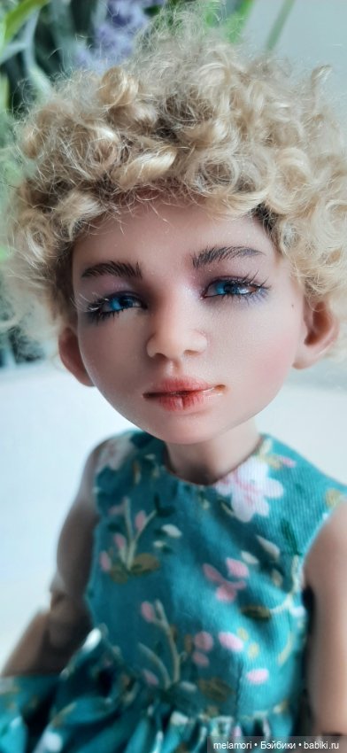 Она что-то знает — Куклы Dart dolls (Анна Шиткина): российские BJD (БЖД)