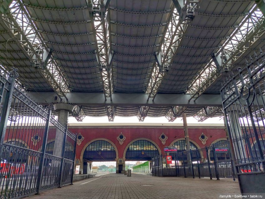 Путешествие к морю. Часть 1. Соня и Саша. Kurhn. Казанский вокзал (фото 2)