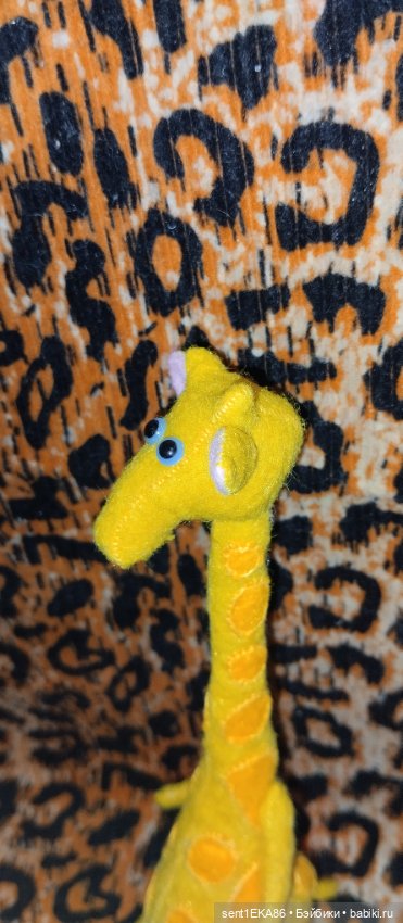 Жираф по имени Финик — Авторские игрушки из разных материалов: синельная проволока (фото 4)