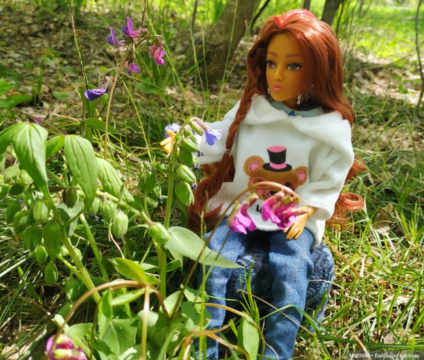 К русалочке приехали две подружки