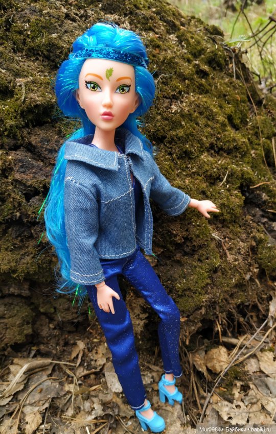 К русалочке приехали две подружки