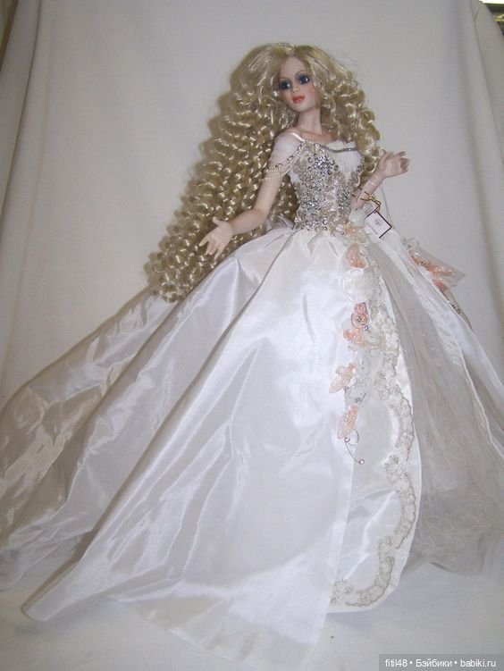 Парад кукол невест — Фэшн