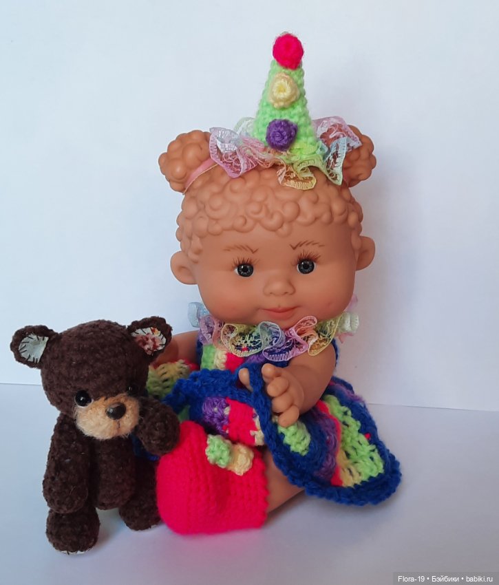 Клоунесса — Куклы Nines d'Onil (Нинес): Миа (Mia)