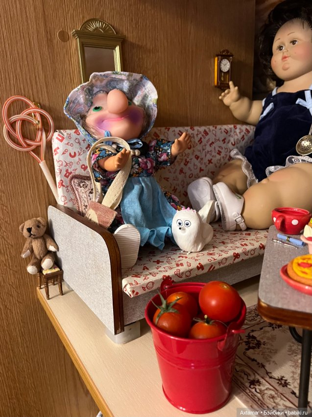 Мадам Грицацуева, бабки в гостях🍅🍅🍅 (фото 4)