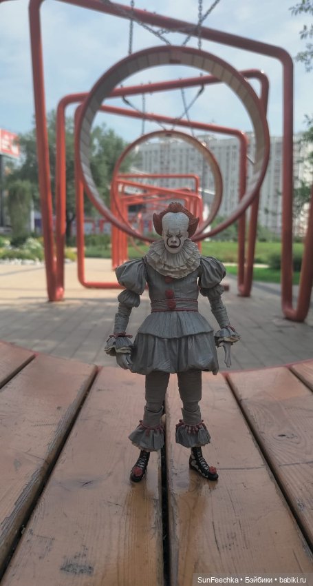 Пеннивайз ломает стереотипы (фото 6)