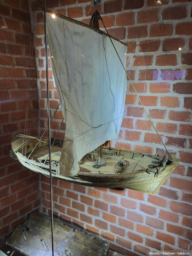 Гляди на этот океан, и всё ж не забывай, что он великий